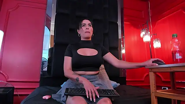 Snapshot of scarlet_edwars chatting on October 9, 2025, 6:41 pm scarlet edwars online show from October 9, 2025, 6:41 pm