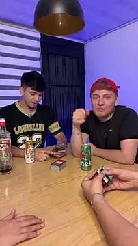 Snapshot of Angel_Montiell chatting on October 18, 2025, 2:57 am Angel Montiell online show from October 18, 2025, 2:57 am