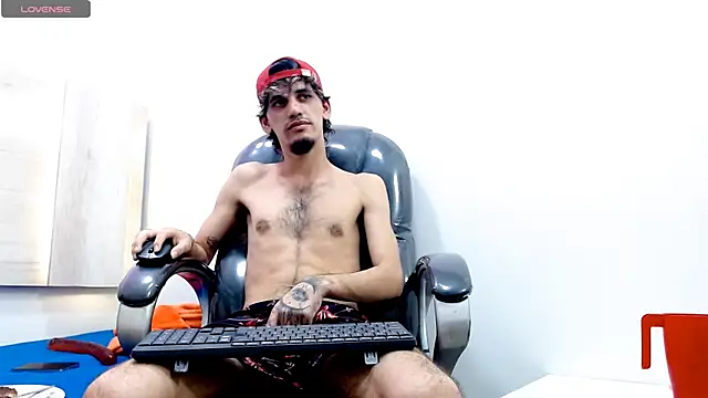 Dirty Kingg online show from February 27, 2025, 11:48 pm