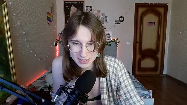 tangerine4dreams online show from March 1, 2025, 9:07 am