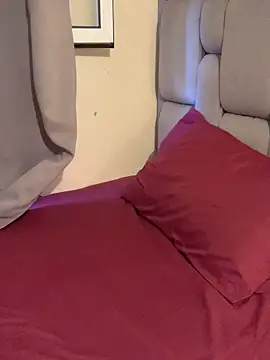 Snapshot of EliNa_eli1 chatting on September 9, 2025, 7:07 am EliNa eli1 online show from September 9, 2025, 7:07 am