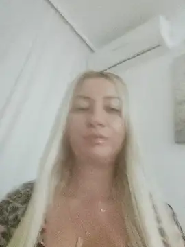 visnjica online show from November 18, 2025, 5:05 pm