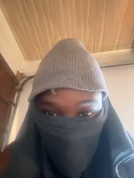 OneWhoBringsJoy online show from November 13, 2025, 6:50 am