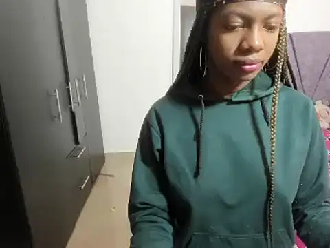 Snapshot of enyelsalas2 chatting on October 8, 2025, 1:56 pm enyelsalas2 online show from October 8, 2025, 1:56 pm