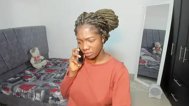 Snapshot of enyelsalas2 chatting on November 5, 2025, 1:52 am enyelsalas2 online show from November 5, 2025, 1:52 am