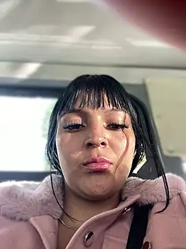 Dulce  Boyd online show from November 26, 2025, 1:33 pm