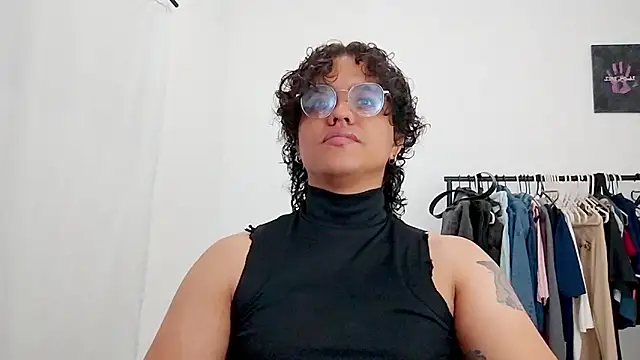 Snapshot of Diane_blossom chatting on March 5, 2026, 11:32 pm Diane blossom online show from March 5, 2026, 11:32 pm