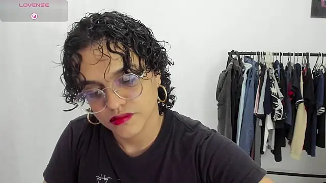 Snapshot of Diane_blossom chatting on March 13, 2026, 7:08 pm Diane blossom online show from March 13, 2026, 7:08 pm