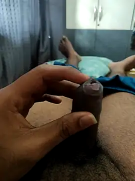 Snapshot of Tamil_small_cock chatting on February 25, 2026, 3:07 am Tamil small cock online show from February 25, 2026, 3:07 am