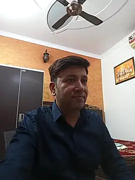 Snapshot of innocentboy1987 chatting on November 6, 2025, 4:49 am innocentboy1987 online show from November 6, 2025, 4:49 am