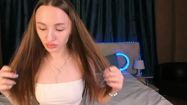 miiss  lulu online show from March 14, 2025, 1:05 am