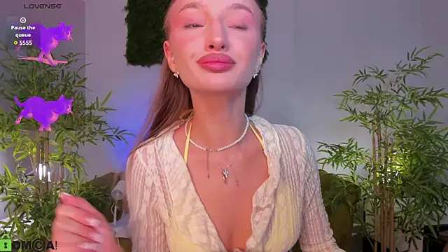 Snapshot of miiss__lulu chatting on June 26, 2026, 1:11 am miiss lulu online show from June 26, 2026, 1:11 am