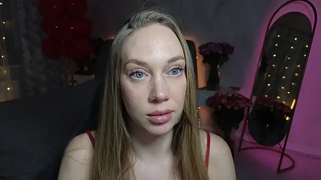 Snapshot of Engel_13 chatting on February 17, 2026, 4:04 pm Engel 13 online show from February 17, 2026, 4:04 pm