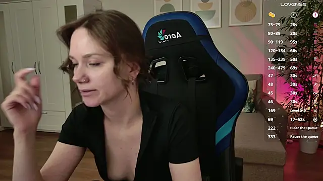 alexa feels  online show from April 2, 2026, 4:02 pm