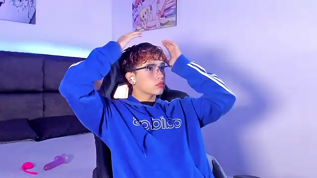 Aiiden 15 online show from October 7, 2025, 12:17 pm