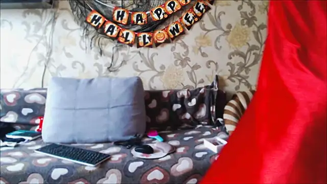 JennyStormy online show from October 24, 2025, 7:40 am