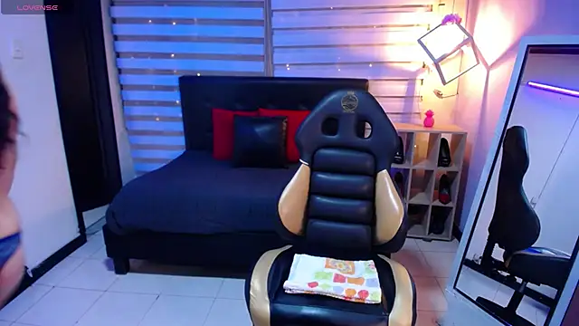 Snapshot of Cute_Angell_ chatting on October 18, 2025, 12:40 pm Cute Angell online show from October 18, 2025, 12:40 pm