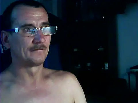 Snapshot of igracek30 chatting on August 7, 2026, 5:08 pm igracek30 online show from August 7, 2026, 5:08 pm