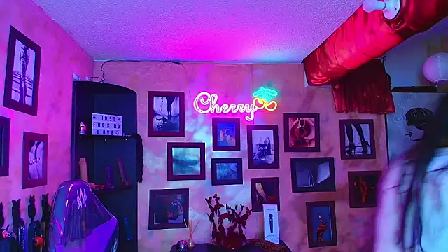 cherryy bombshelll online show from January 16, 2026, 4:22 pm