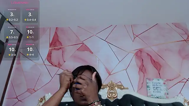 LindaBird online show from January 13, 2026, 9:08 pm