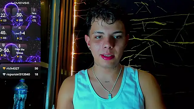 Snapshot of Alessandro_1610 chatting on May 10, 2026, 6:17 am Alessandro 1610 online show from May 10, 2026, 6:17 am