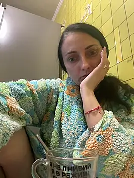 Snapshot of Miroslava1247 chatting on April 18, 2026, 3:25 pm Miroslava1247 online show from April 18, 2026, 3:25 pm