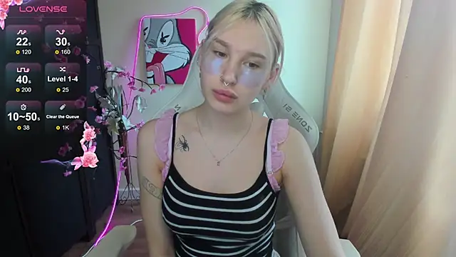 EvelinaLuu online show from March 21, 2026, 2:35 am