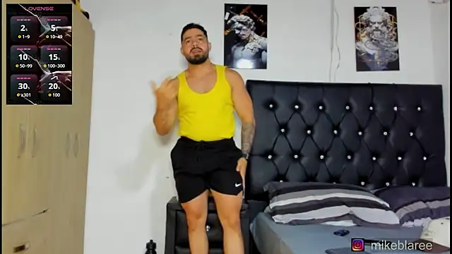 Snapshot of mikeblaree chatting on February 11, 2026, 7:25 pm mikeblaree online show from February 11, 2026, 7:25 pm