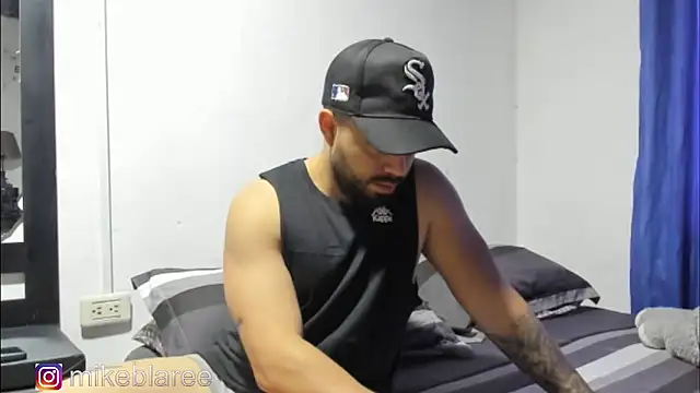 mikeblaree online show from October 29, 2025, 3:11 pm