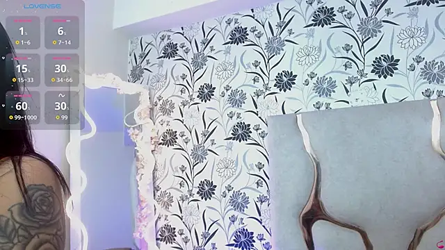 Snapshot of Gaby_tay1 chatting on February 8, 2026, 3:26 am Gaby tay1 online show from February 8, 2026, 3:26 am