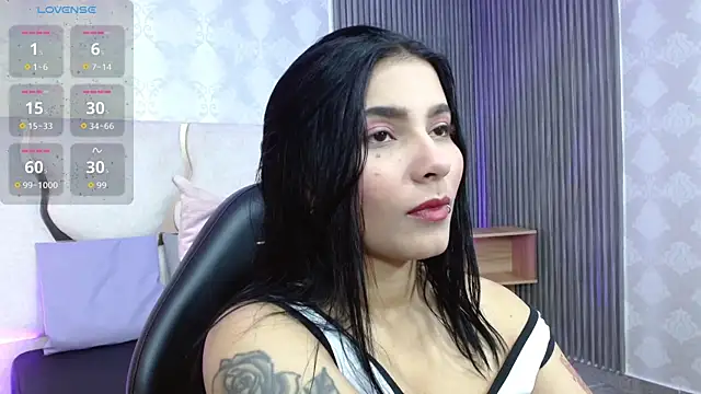 Snapshot of Gaby_tay1 chatting on October 28, 2025, 3:40 am Gaby tay1 online show from October 28, 2025, 3:40 am