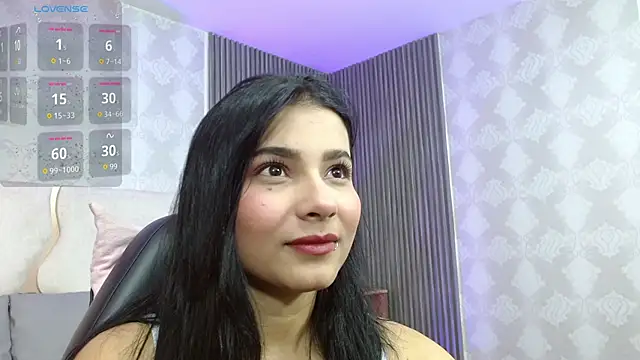 Snapshot of Gaby_tay1 chatting on October 31, 2025, 3:25 am Gaby tay1 online show from October 31, 2025, 3:25 am
