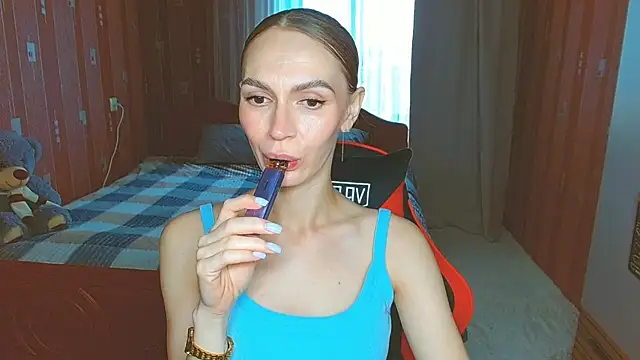 Snapshot of Lady_Sunshine_ chatting on July 7, 2026, 6:16 am Lady Sunshine online show from July 7, 2026, 6:16 am