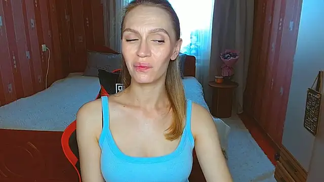 Snapshot of Lady_Sunshine_ chatting on August 1, 2026, 5:38 am Lady Sunshine online show from August 1, 2026, 5:38 am