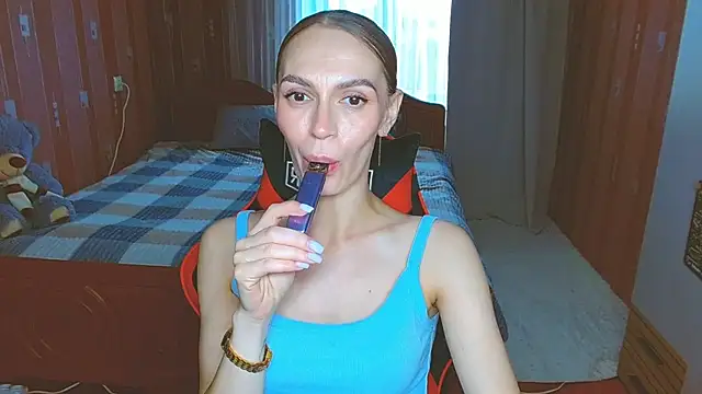 Snapshot of Lady_Sunshine_ chatting on July 7, 2026, 7:23 am Lady Sunshine online show from July 7, 2026, 7:23 am