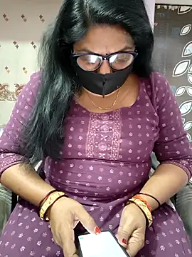 Snapshot of fuunalka chatting on April 18, 2026, 9:11 am fuunalka online show from April 18, 2026, 9:11 am