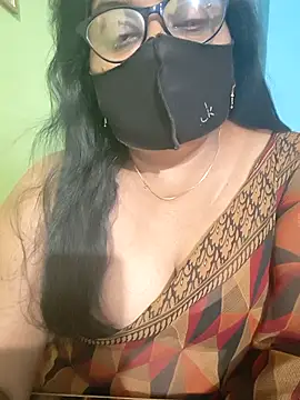Snapshot of fuunalka chatting on April 29, 2026, 6:28 am fuunalka online show from April 29, 2026, 6:28 am