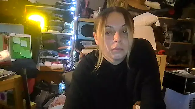 ShysluutGia online show from June 28, 2026, 10:43 am
