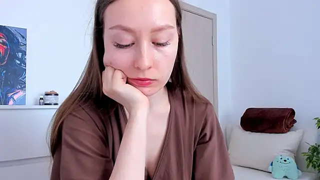 Snapshot of marilinaal chatting on April 7, 2026, 7:43 am marilinaal online show from April 7, 2026, 7:43 am