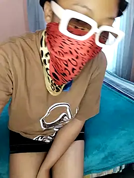 Snapshot of prettiechanti chatting on September 10, 2025, 6:45 am prettiechanti online show from September 10, 2025, 6:45 am