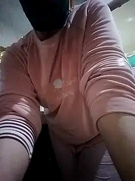 Snapshot of nouhaty chatting on November 28, 2025, 7:19 am nouhaty online show from November 28, 2025, 7:19 am