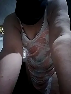 Snapshot of nouhaty chatting on October 8, 2025, 5:42 am nouhaty online show from October 8, 2025, 5:42 am