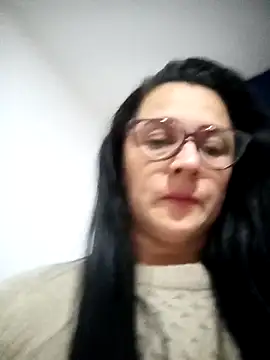 Alanna 11 online show from September 23, 2025, 3:35 am