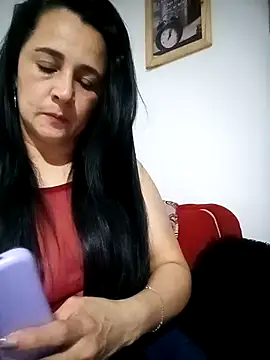Alanna 11 online show from September 21, 2025, 4:17 am