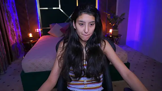 CharmMocco online show from March 4, 2025, 7:30 am