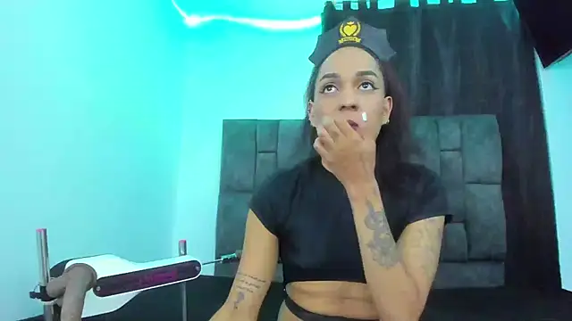 Snapshot of ChanelleJohnson_ chatting on October 4, 2025, 1:51 am ChanelleJohnson online show from October 4, 2025, 1:51 am