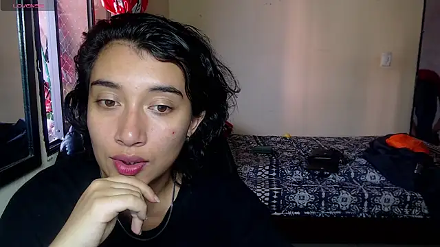 Robin H00t online show from March 3, 2025, 8:11 pm