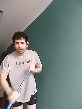 danicrux online show from February 26, 2025, 12:27 pm