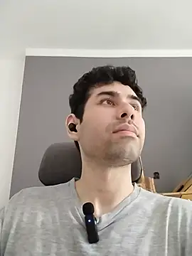 danicrux online show from March 6, 2025, 5:22 pm