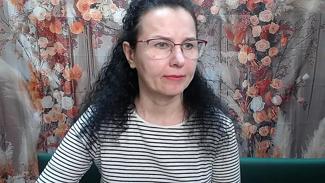 Snapshot of Miroslava_Happi chatting on April 26, 2026, 5:49 am Miroslava Happi online show from April 26, 2026, 5:49 am